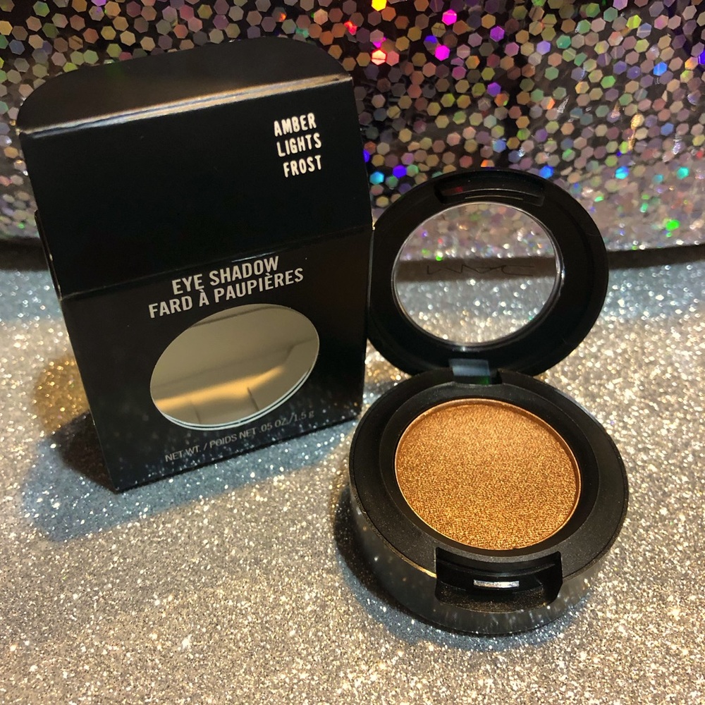 BNIB! MAC Eyeshadow single in Amber Lights Frost
